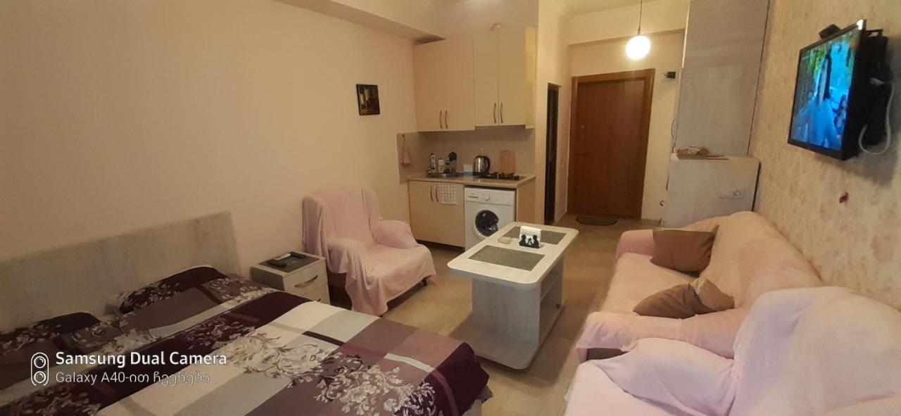 Parkside Apartament Leilighet Batumi Eksteriør bilde